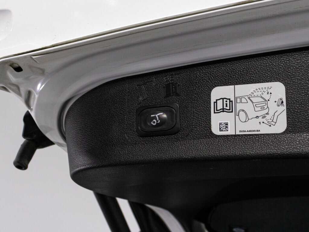 Ford Kuga б/у, 2019, Автоматическая. Фото: #15