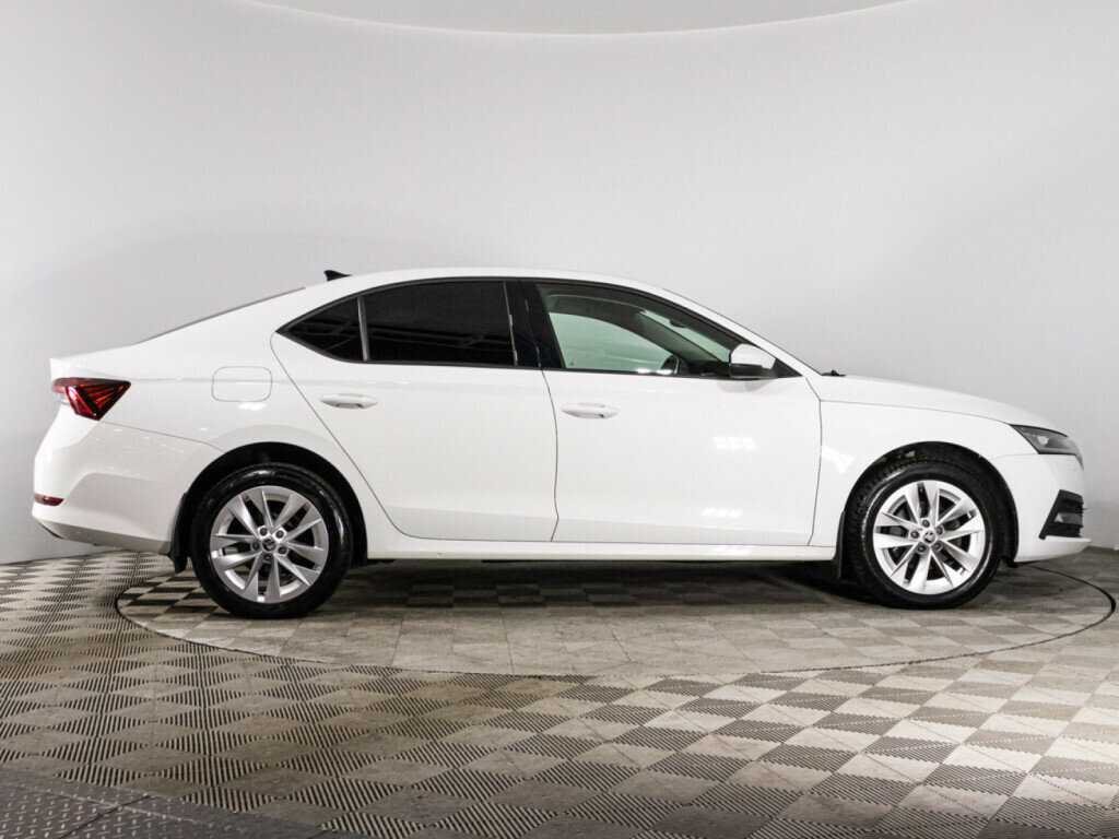 Skoda Octavia б/у, 2020, Автоматическая. Фото: #3