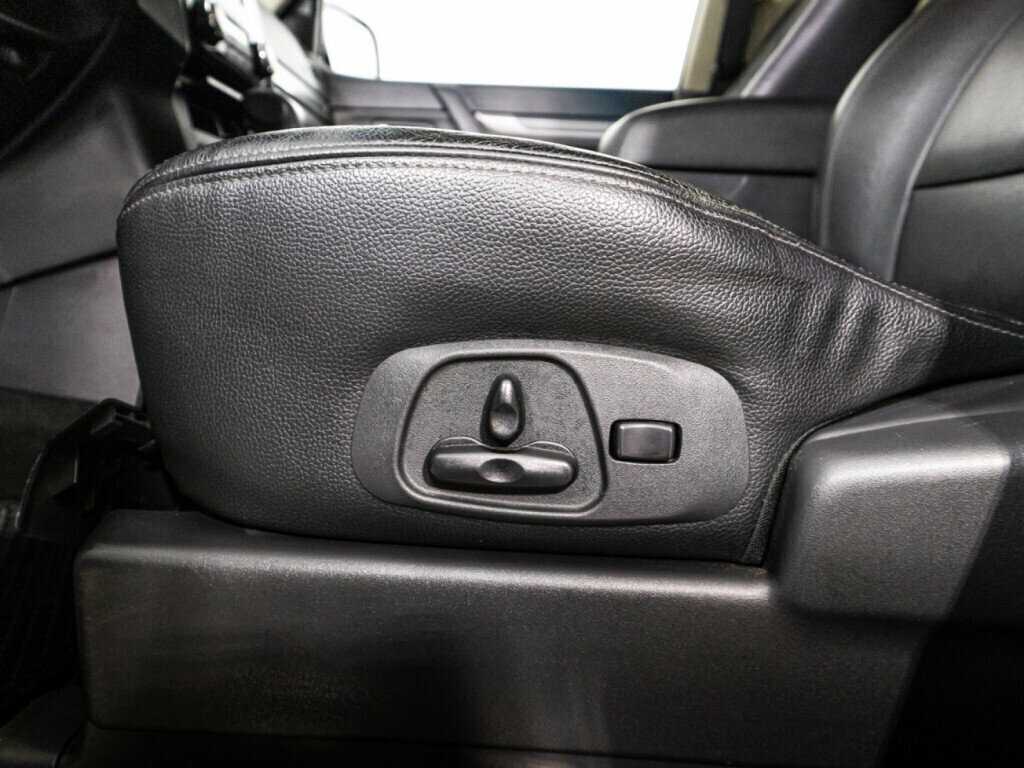 Mitsubishi Pajero б/у, 2014, Автоматическая. Фото: #16