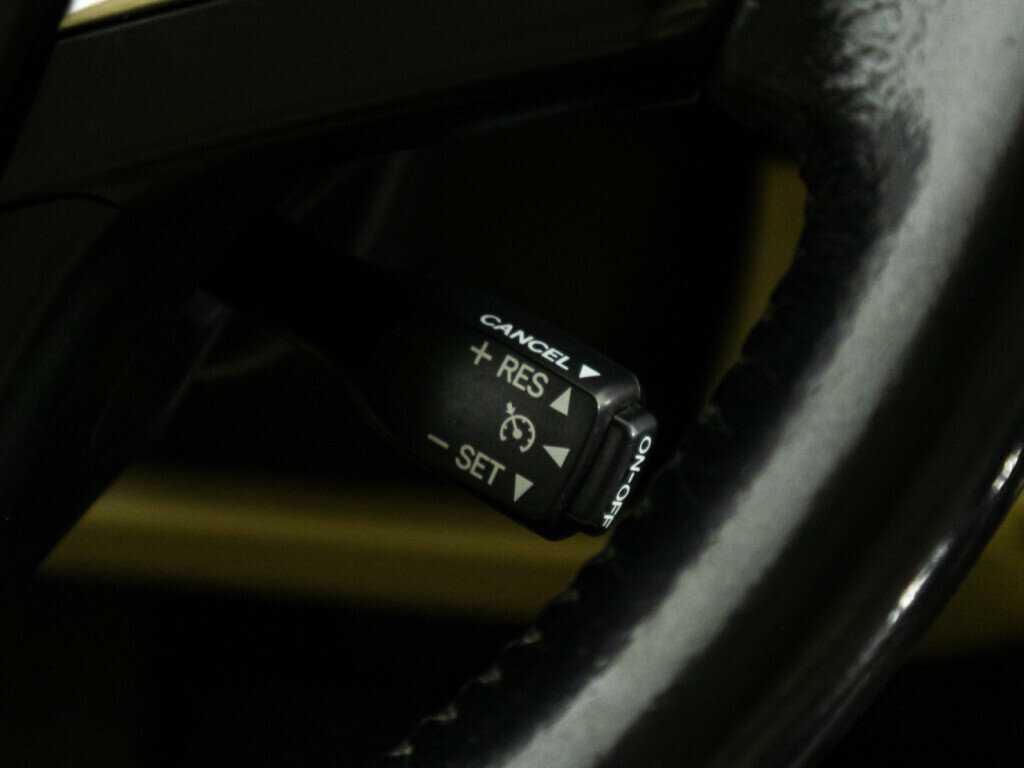 Toyota Camry б/у, 2017, Автоматическая. Фото: #16