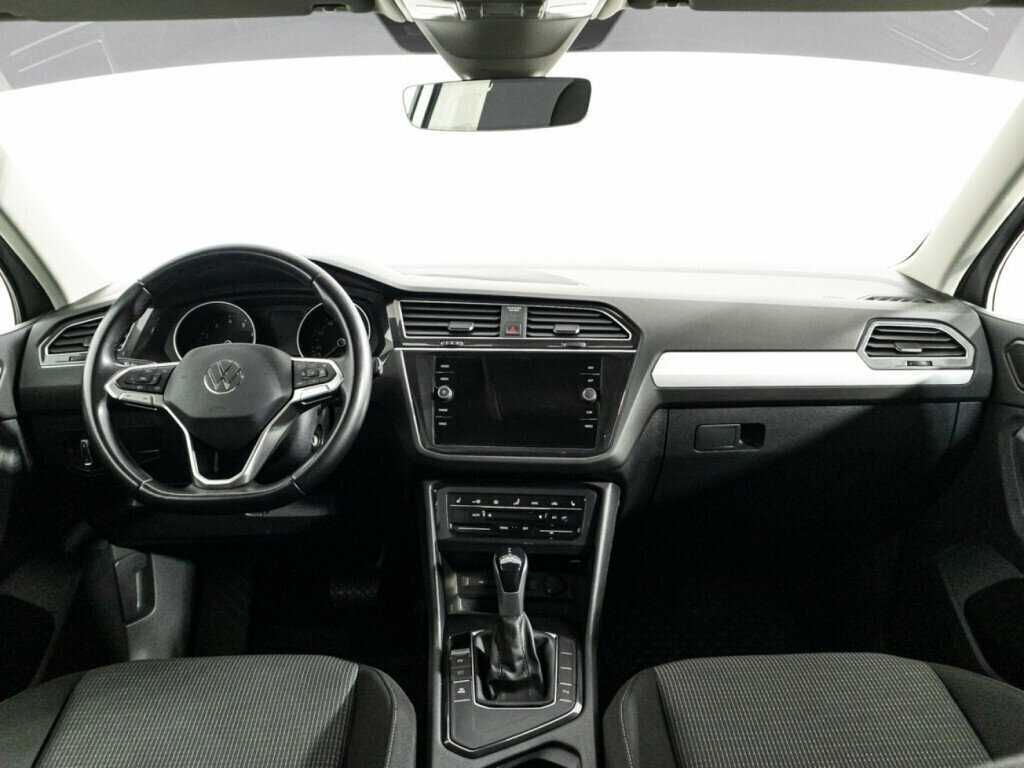 Volkswagen Tiguan б/у, 2021, Роботизированная. Фото: #11