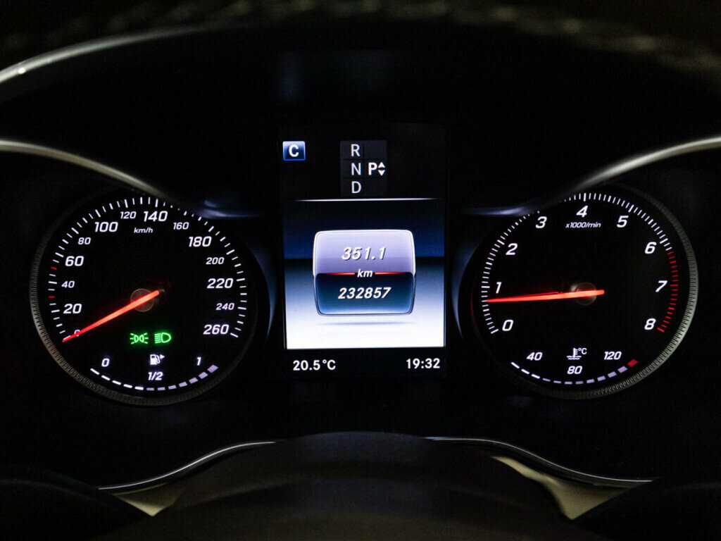 Mercedes-Benz C-Класс б/у, 2016, Автоматическая. Фото: #11