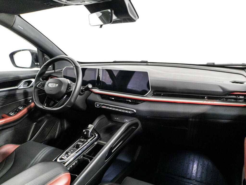 Geely Coolray б/у, 2023, Роботизированная. Фото: #8