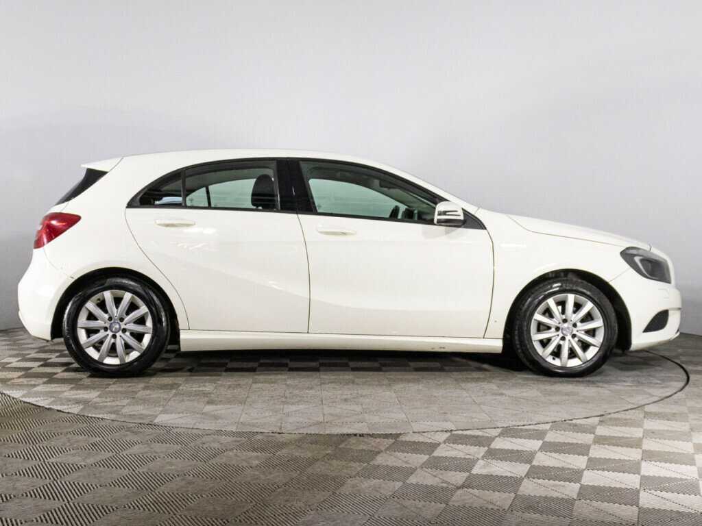 Mercedes-Benz A-Класс б/у, 2015, Роботизированная. Фото: #3