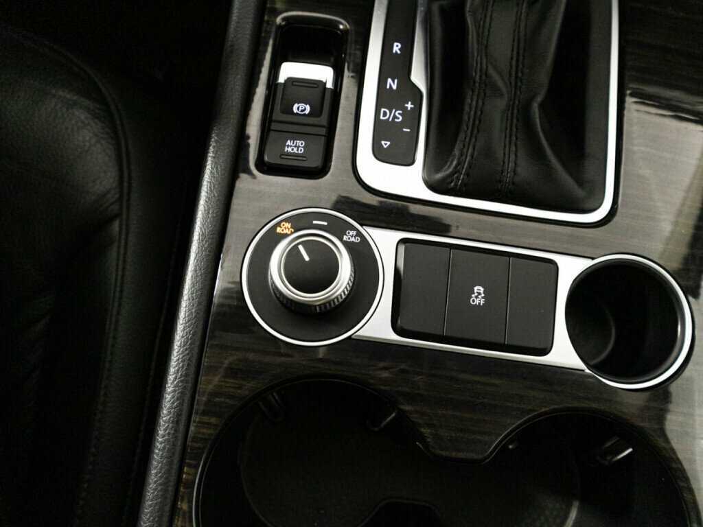 Volkswagen Touareg б/у, 2015, Автоматическая. Фото: #18