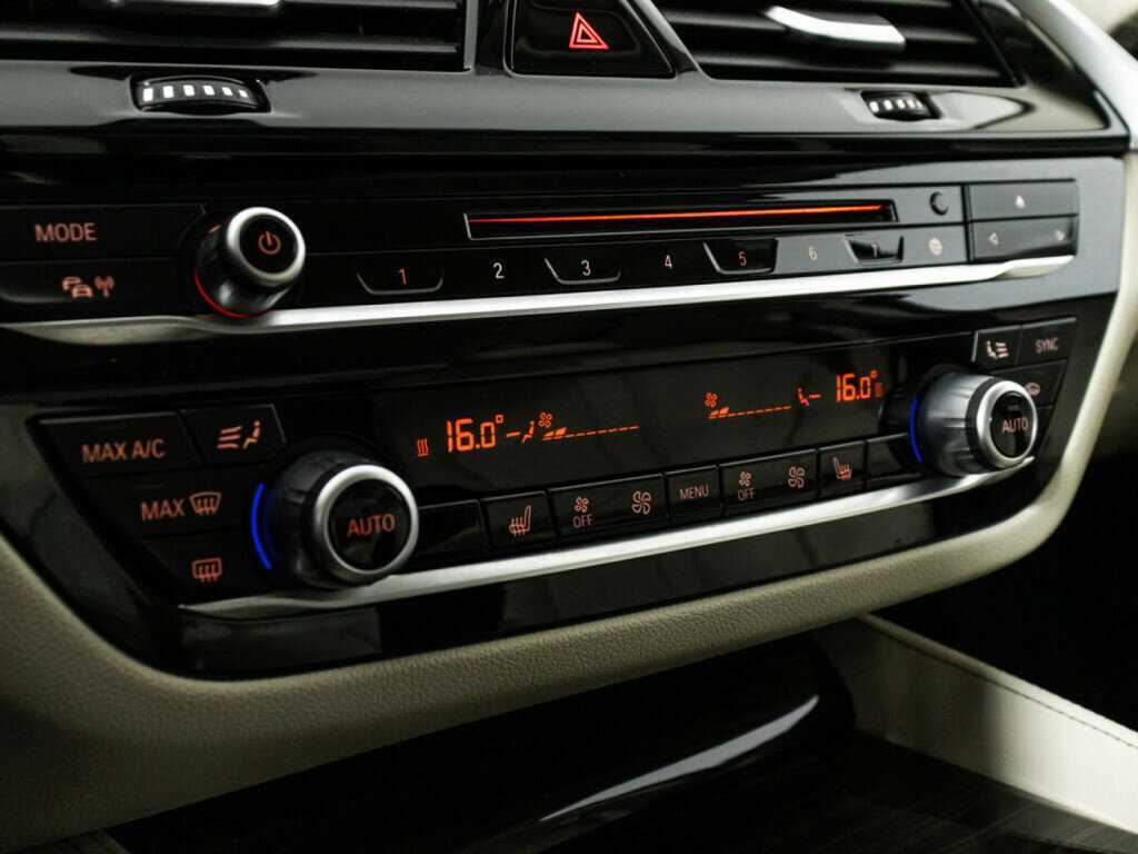 BMW 5 серии б/у, 2016, Автоматическая. Фото: #20