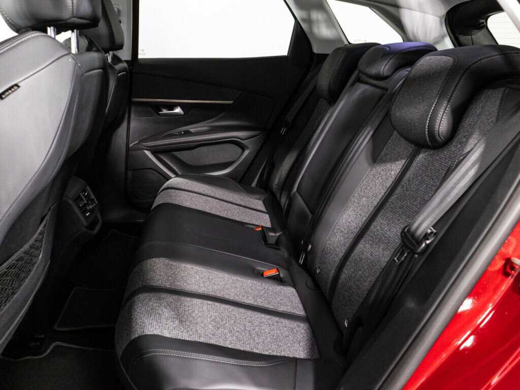 Peugeot 3008 б/у, 2019, Автоматическая. Фото: #9