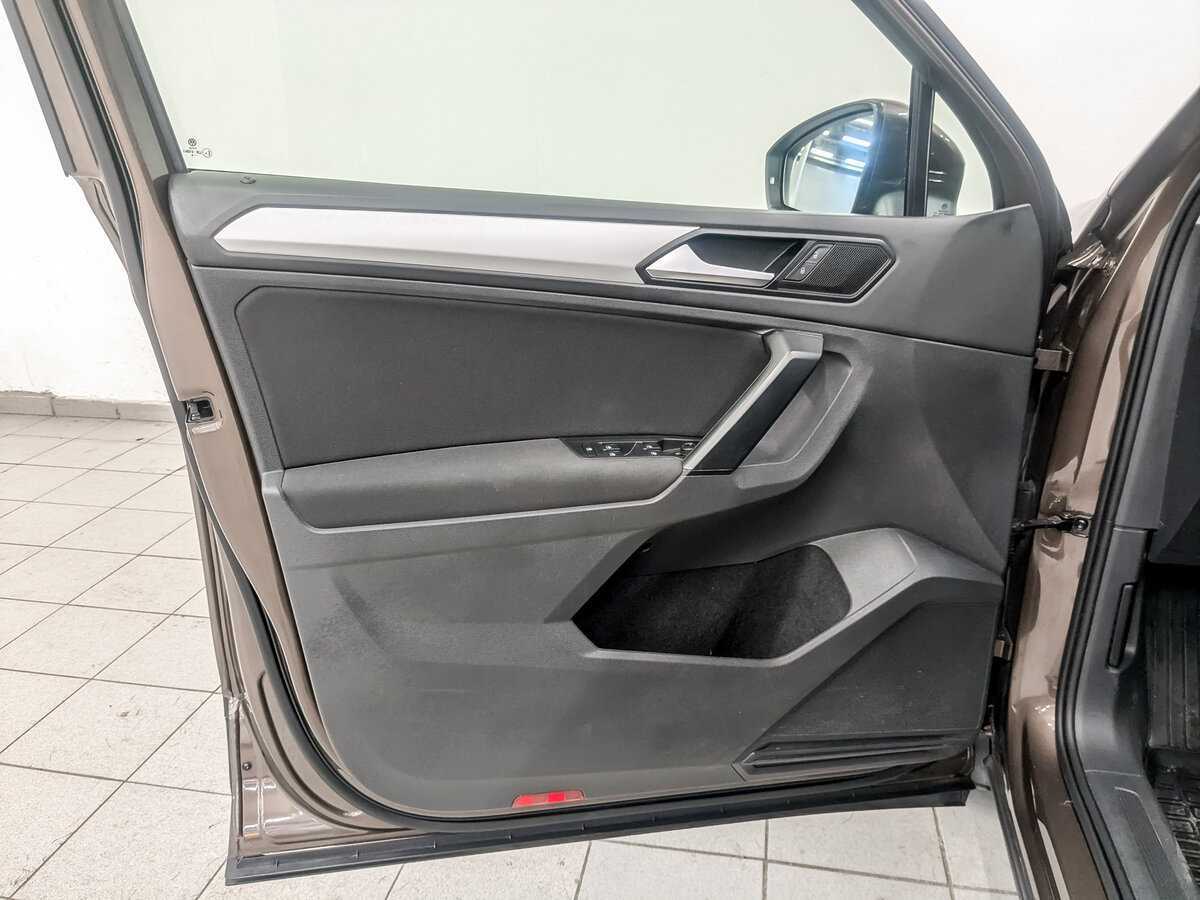 Volkswagen Tiguan б/у, 2019, Роботизированная. Фото: #18