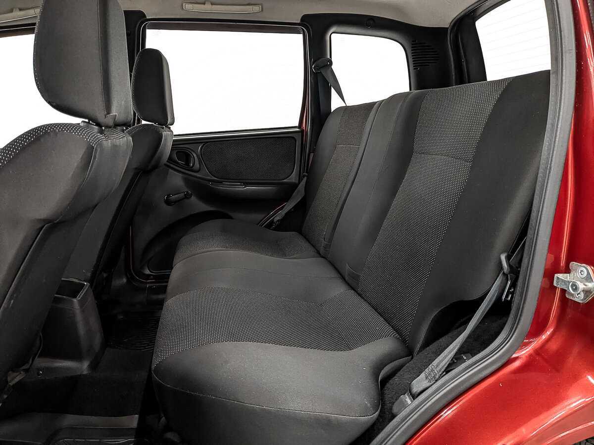 Chevrolet Niva б/у, 2015, Механическая. Фото: #16