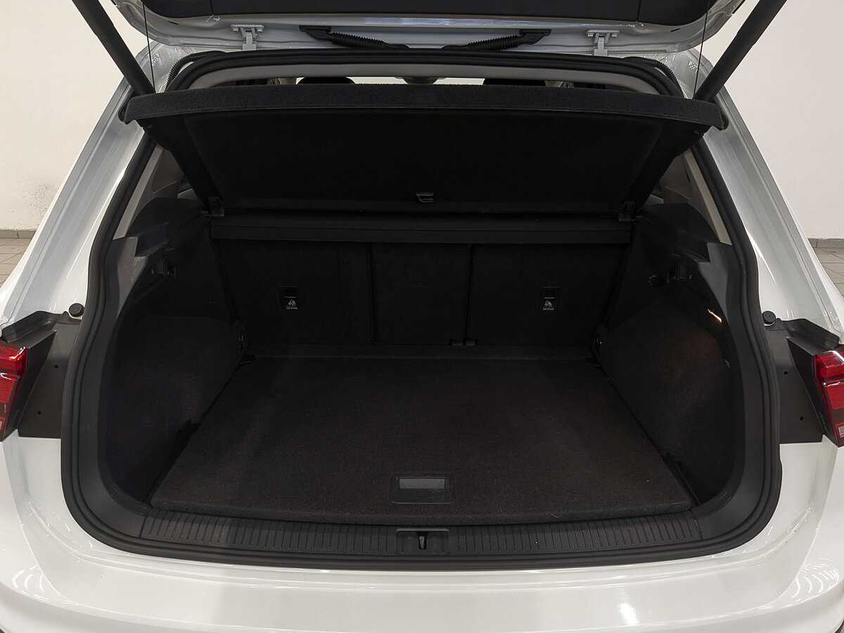 Volkswagen Tiguan б/у, 2020, Роботизированная. Фото: #9