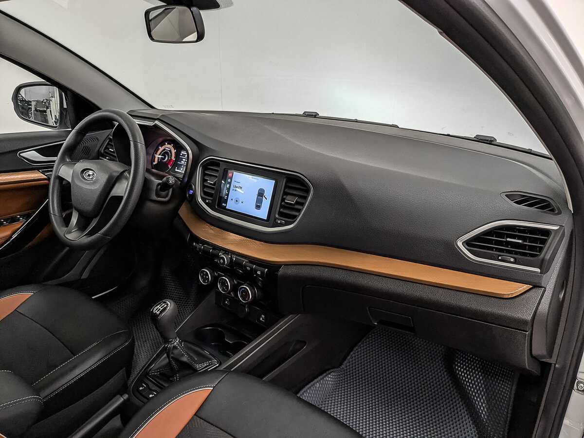 Lada (ВАЗ) Vesta б/у, 2024, Механическая. Фото: #12