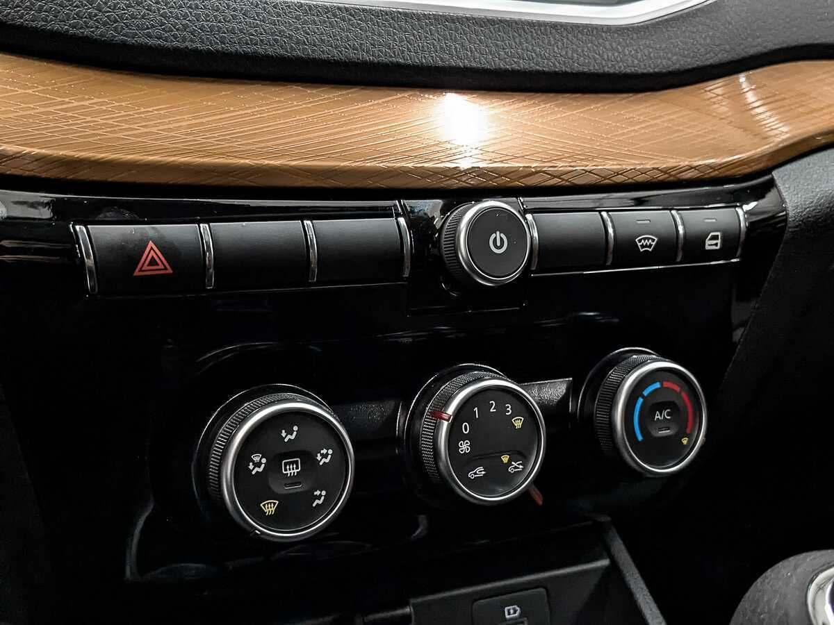 Lada (ВАЗ) Vesta б/у, 2024, Механическая. Фото: #20