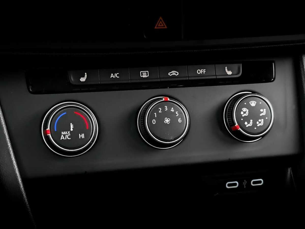 Volkswagen Jetta б/у, 2020, Автоматическая. Фото: #24