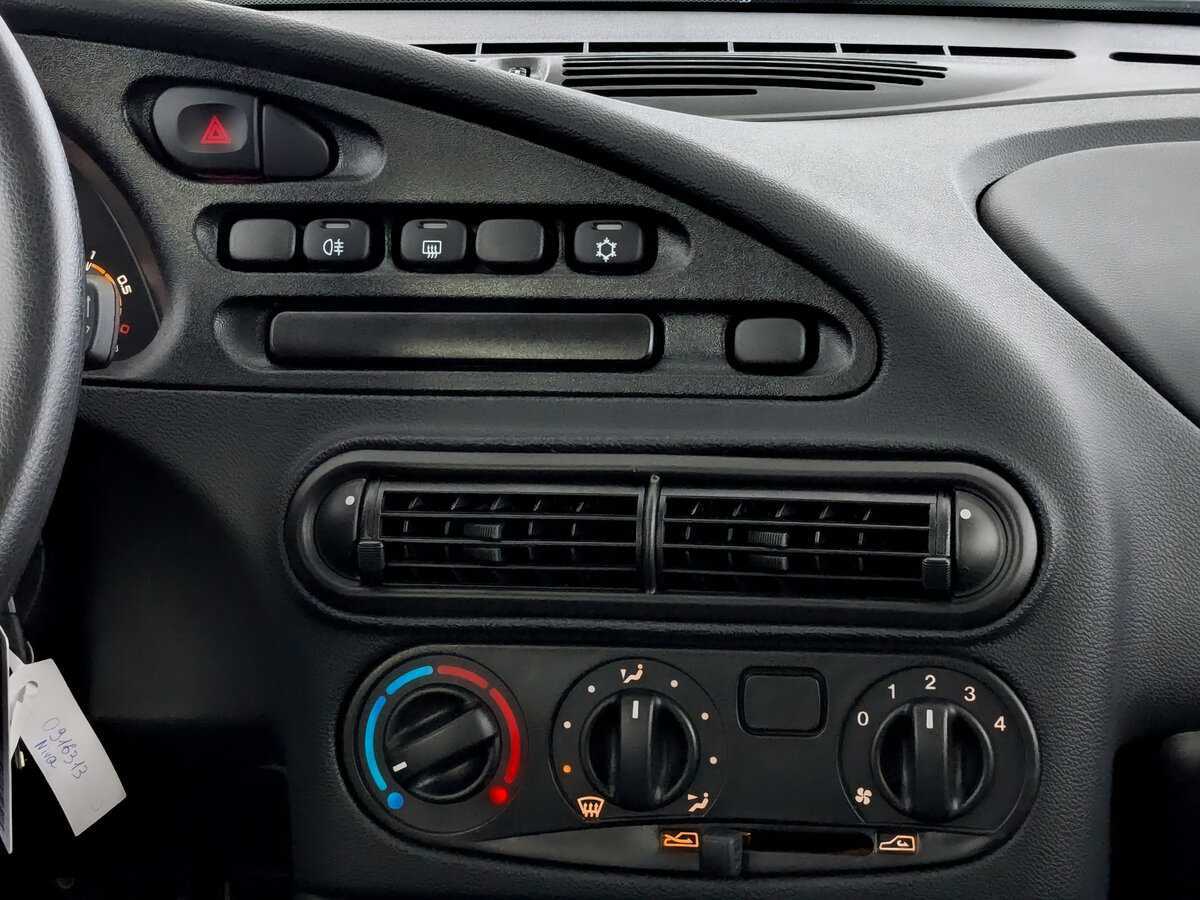 Lada (ВАЗ) Niva б/у, 2024, Механическая. Фото: #14