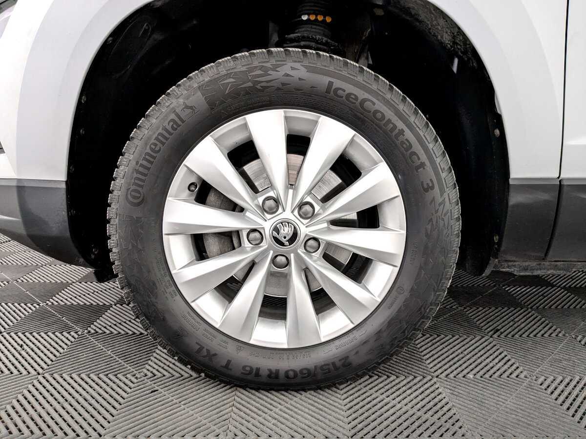 Skoda Karoq б/у, 2021, Автоматическая. Фото: #17