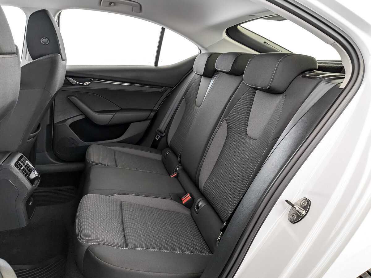 Skoda Octavia б/у, 2021, Автоматическая. Фото: #11