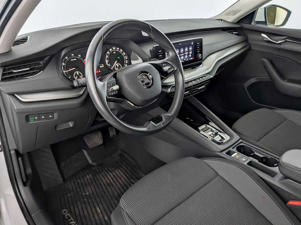 Skoda Octavia б/у, 2021, Автоматическая. Фото: #15