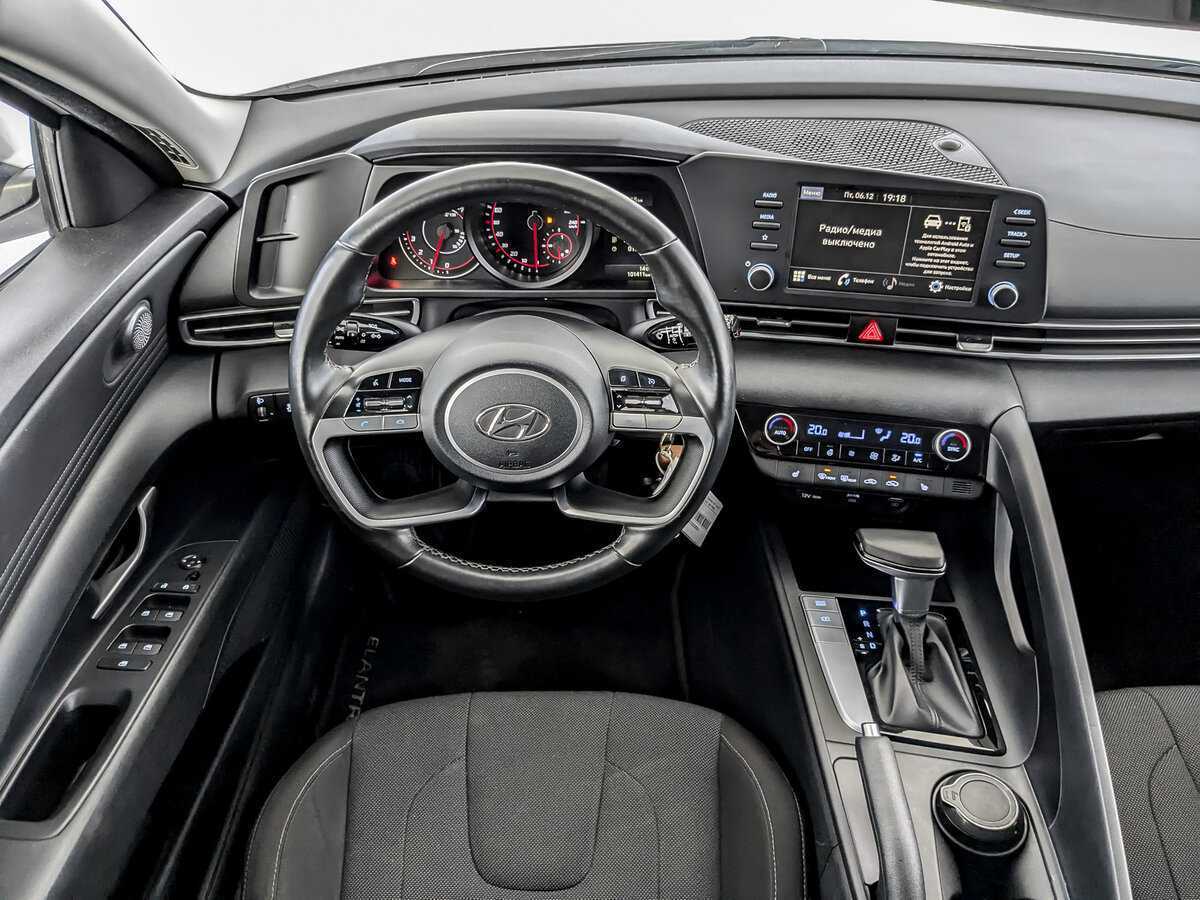 Hyundai Elantra б/у, 2021, Автоматическая. Фото: #22