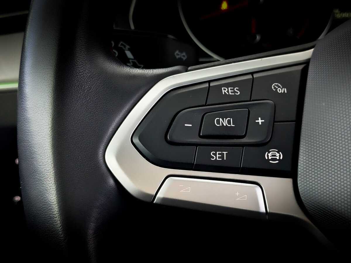 Volkswagen Passat б/у, 2021, Роботизированная. Фото: #28