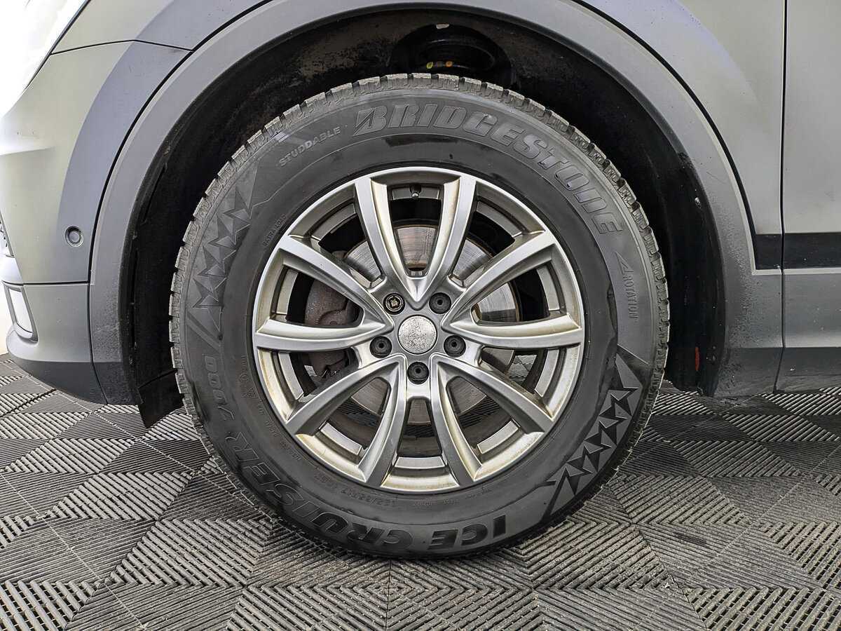 Volkswagen Tiguan б/у, 2018, Роботизированная. Фото: #11