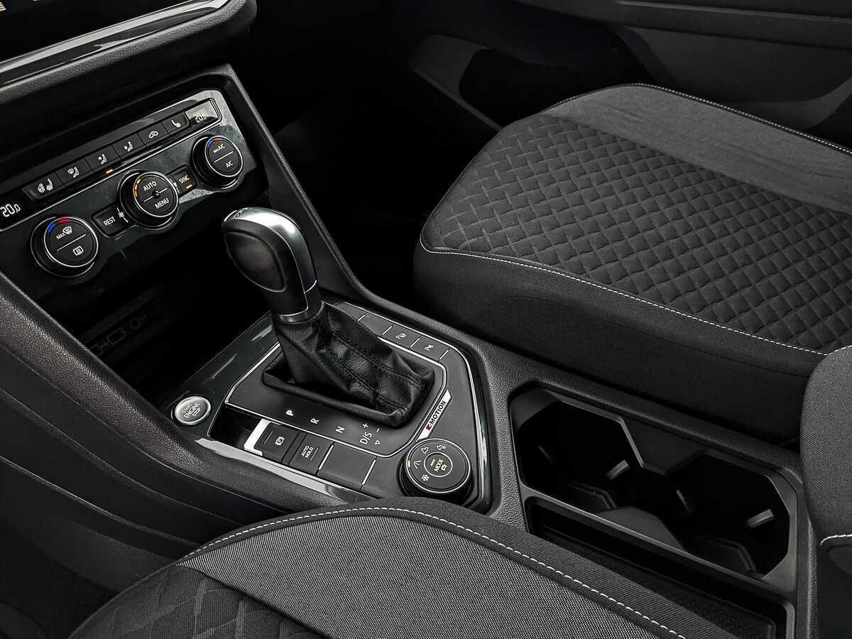 Volkswagen Tiguan б/у, 2018, Роботизированная. Фото: #17