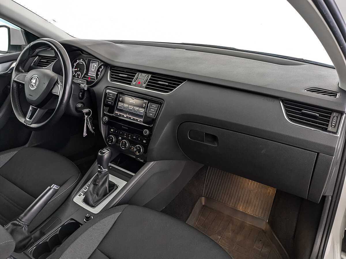 Skoda Octavia б/у, 2020, Роботизированная. Фото: #10