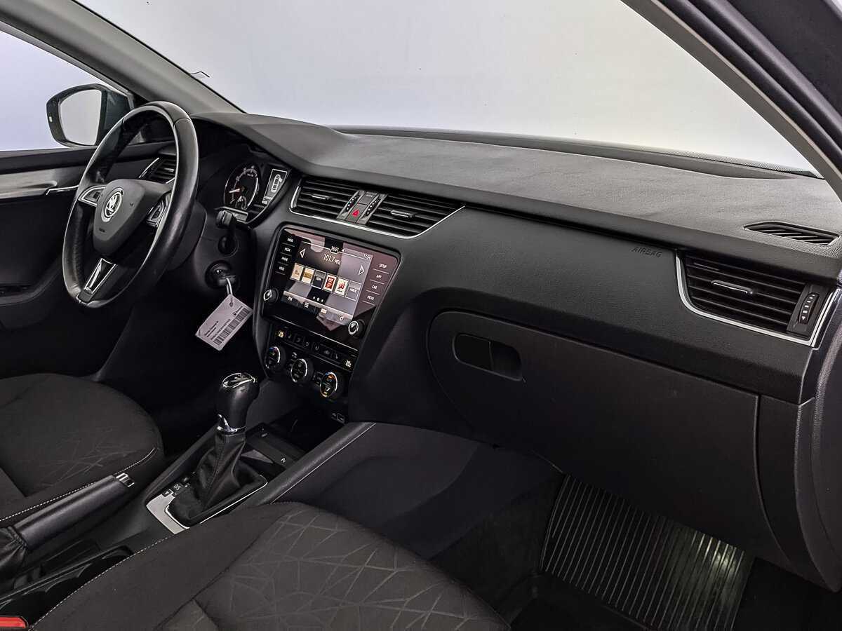 Skoda Octavia б/у, 2018, Роботизированная. Фото: #12