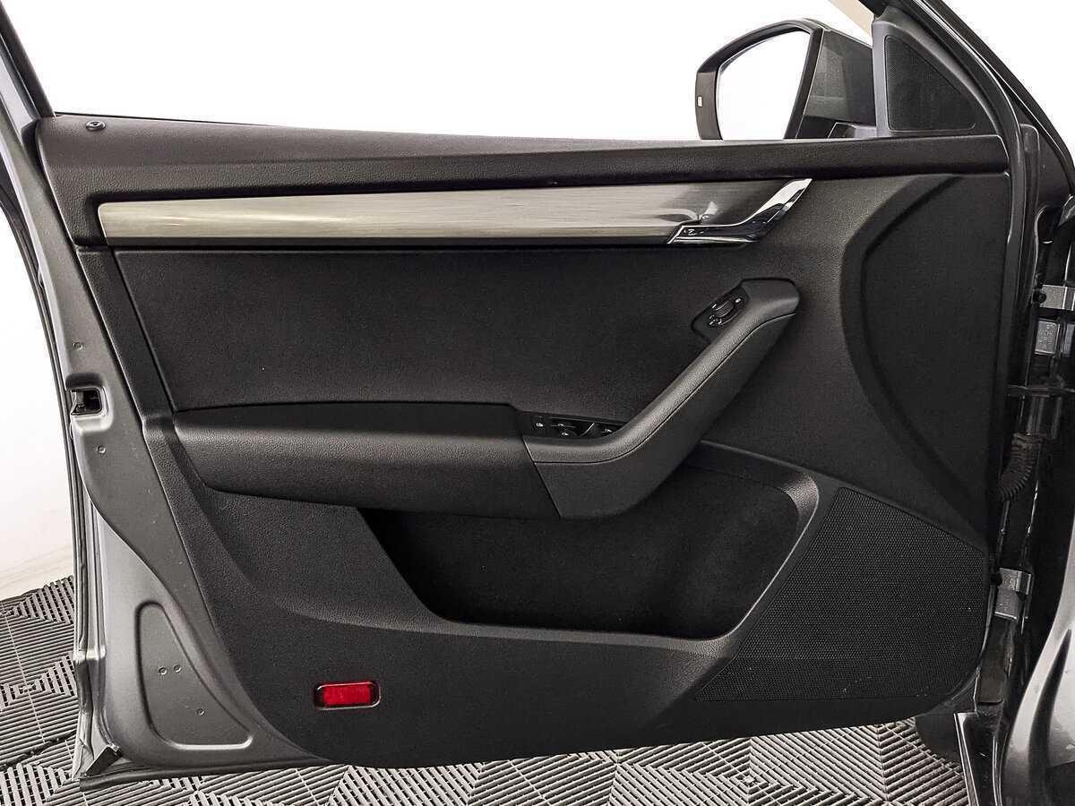 Skoda Octavia б/у, 2018, Роботизированная. Фото: #18