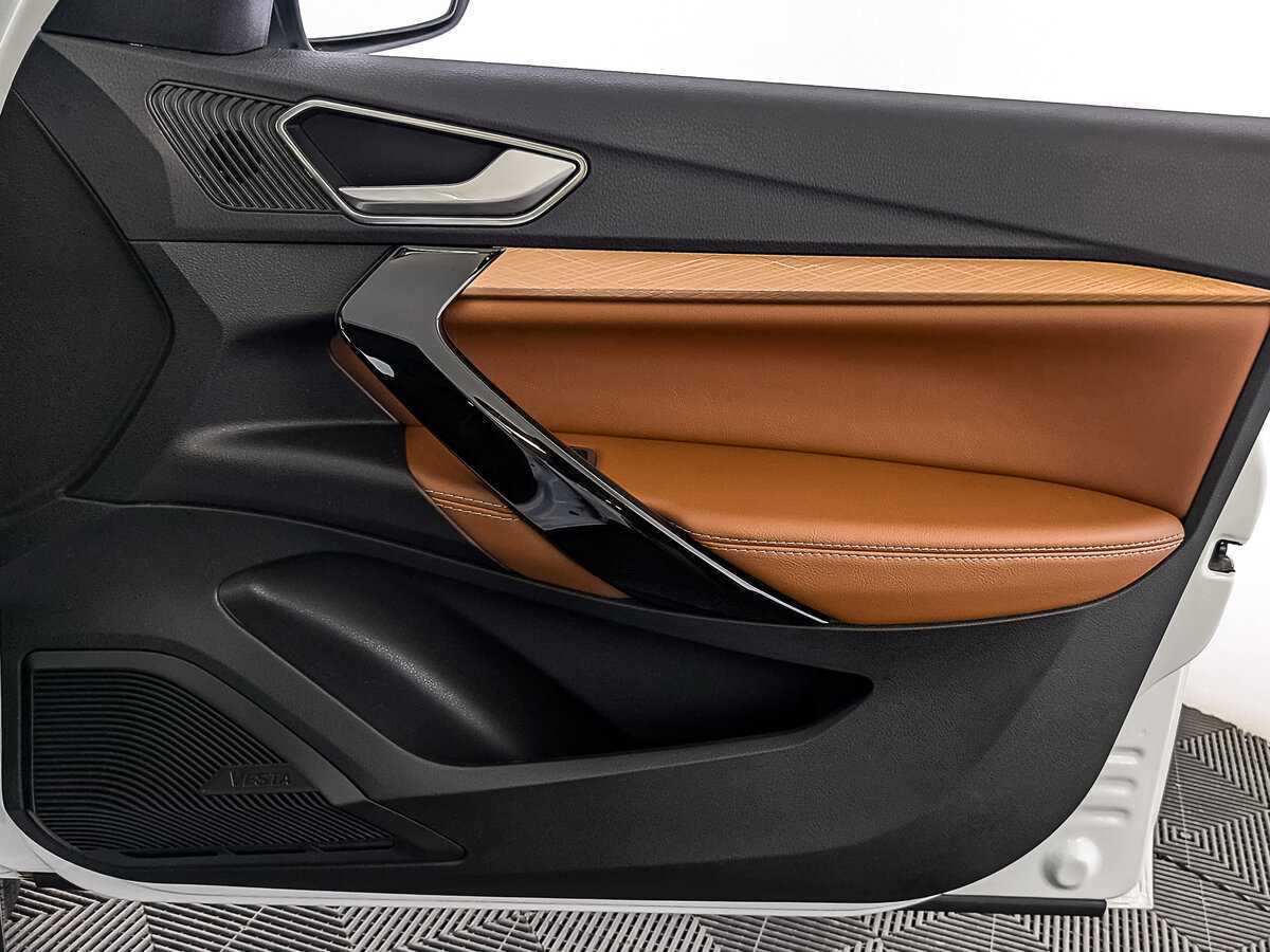 Lada (ВАЗ) Vesta б/у, 2024, Механическая. Фото: #24