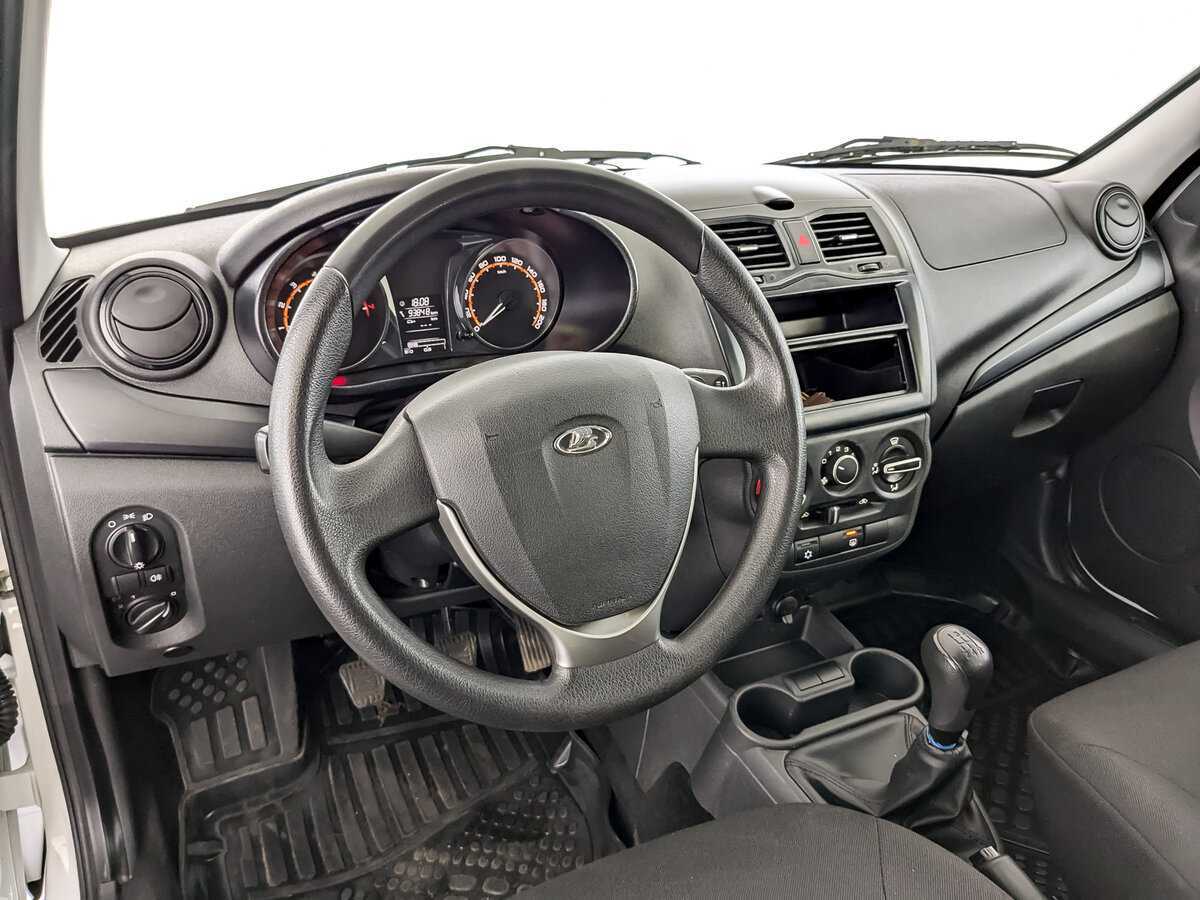 Lada (ВАЗ) Granta б/у, 2023, Механическая. Фото: #15