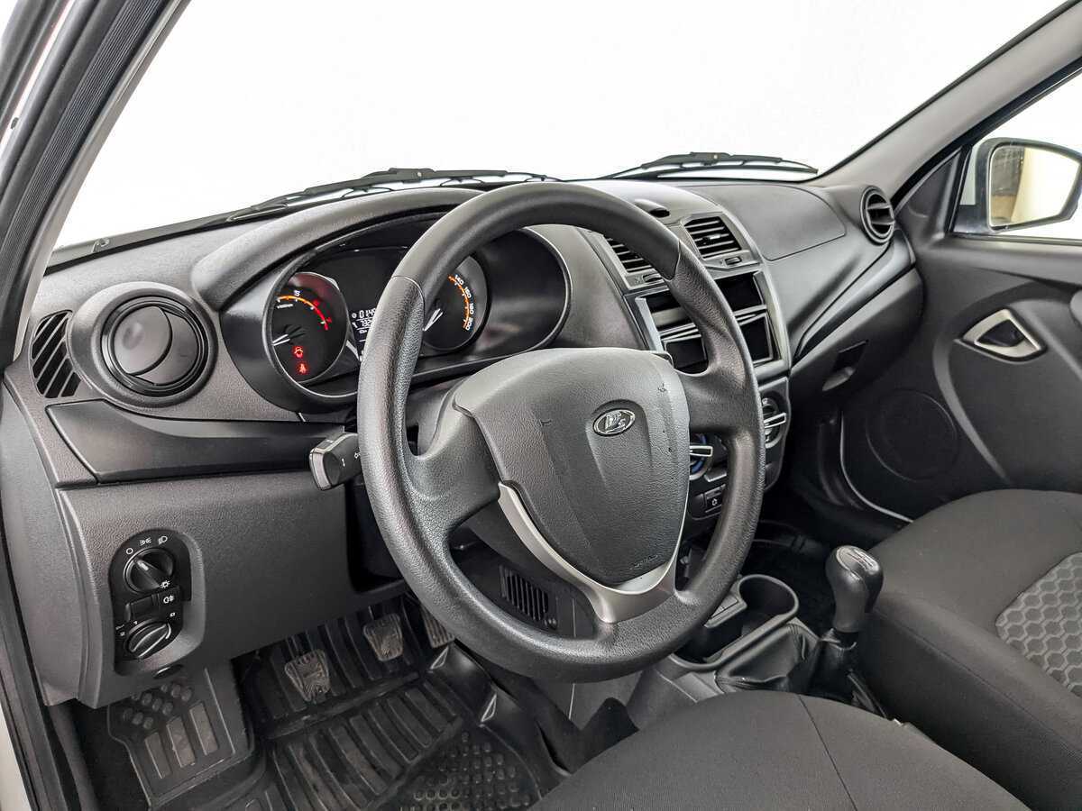 Lada (ВАЗ) Granta б/у, 2023, Механическая. Фото: #15