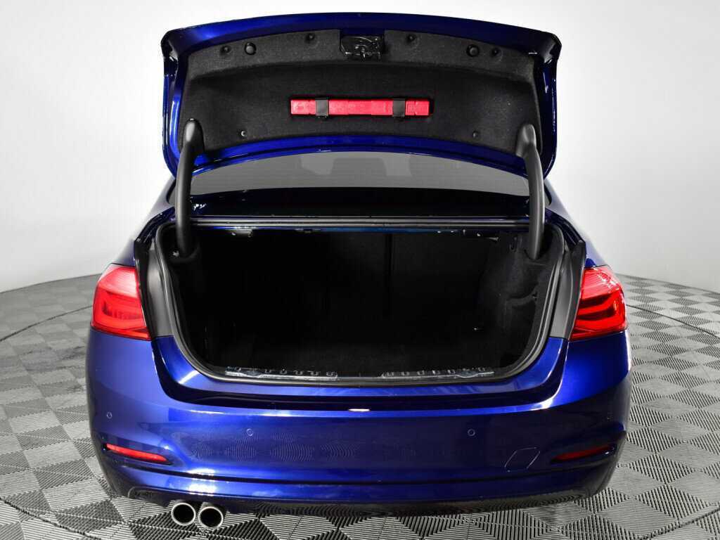 BMW 3 серии б/у, 2017, Автоматическая. Фото: #16