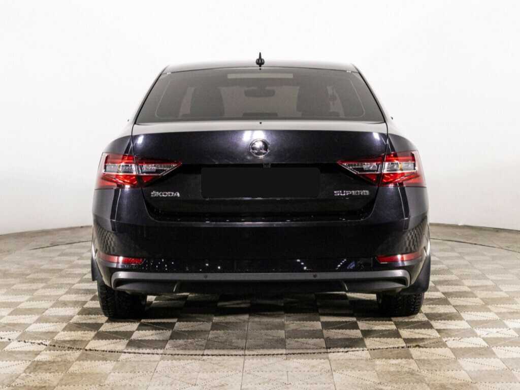 Skoda Superb б/у, 2017, Роботизированная. Фото: #5