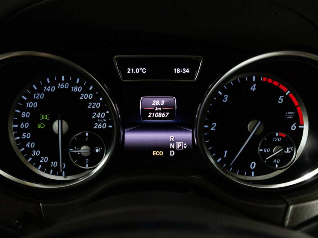 Mercedes-Benz M-Класс б/у, 2015, Автоматическая. Фото: #11