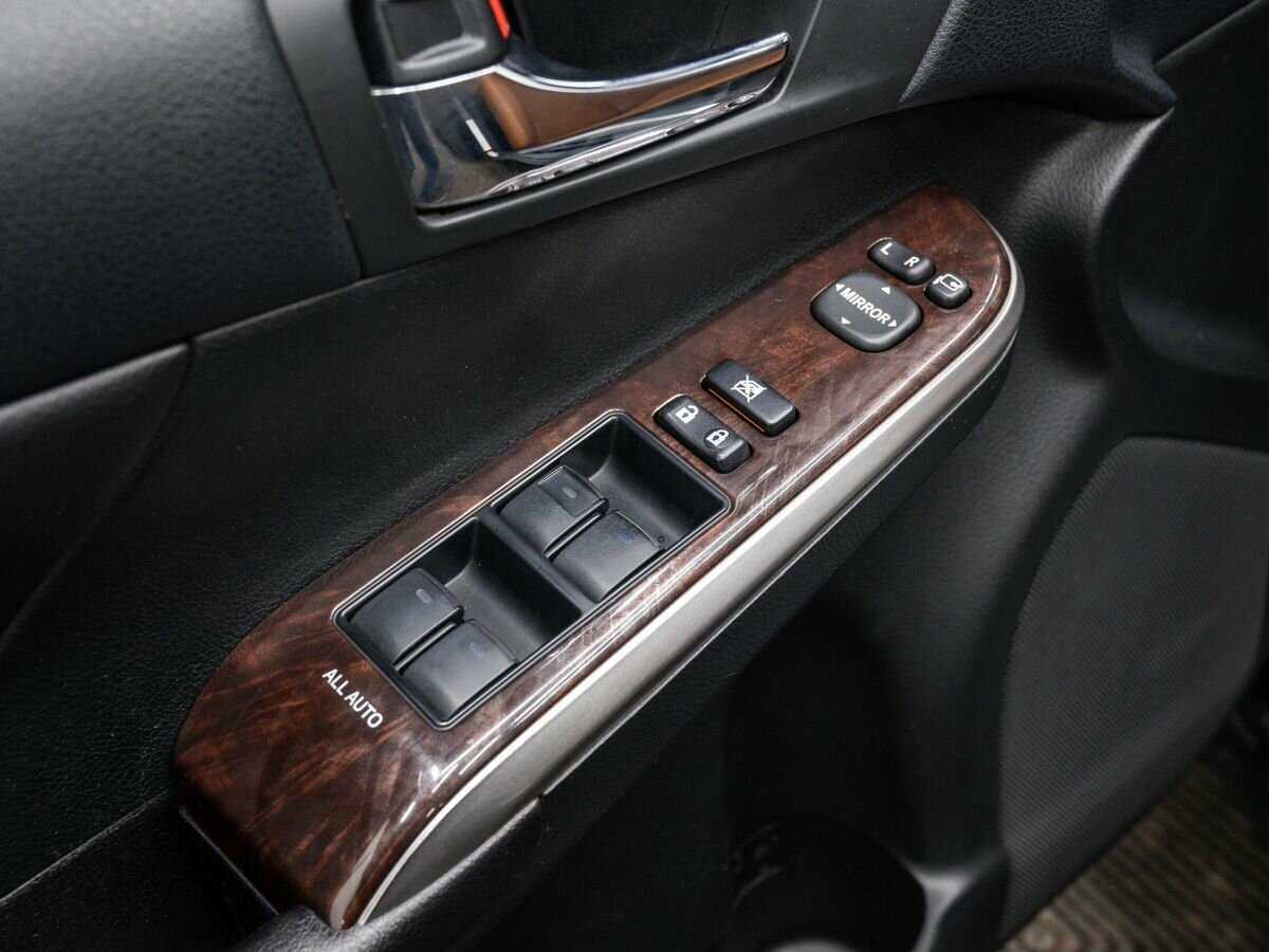 Toyota Camry б/у, 2017, Автоматическая. Фото: #17