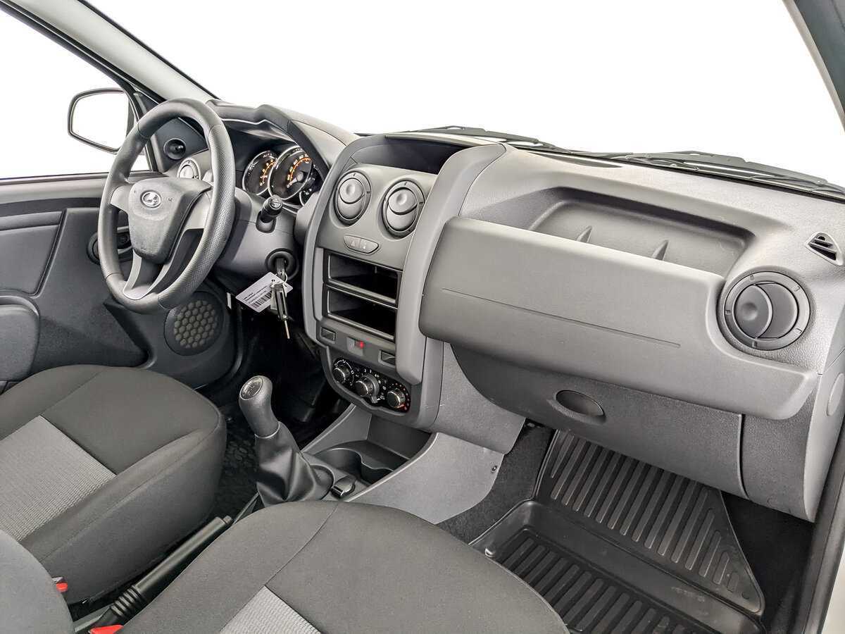 Lada (ВАЗ) Largus б/у, 2024, Механическая. Фото: #10