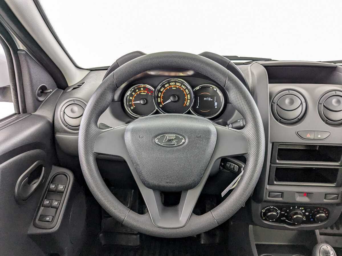 Lada (ВАЗ) Largus б/у, 2024, Механическая. Фото: #18