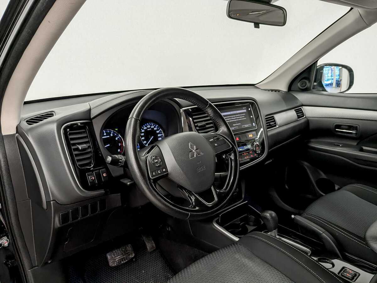 Mitsubishi Outlander б/у, 2018, Вариатор. Фото: #15