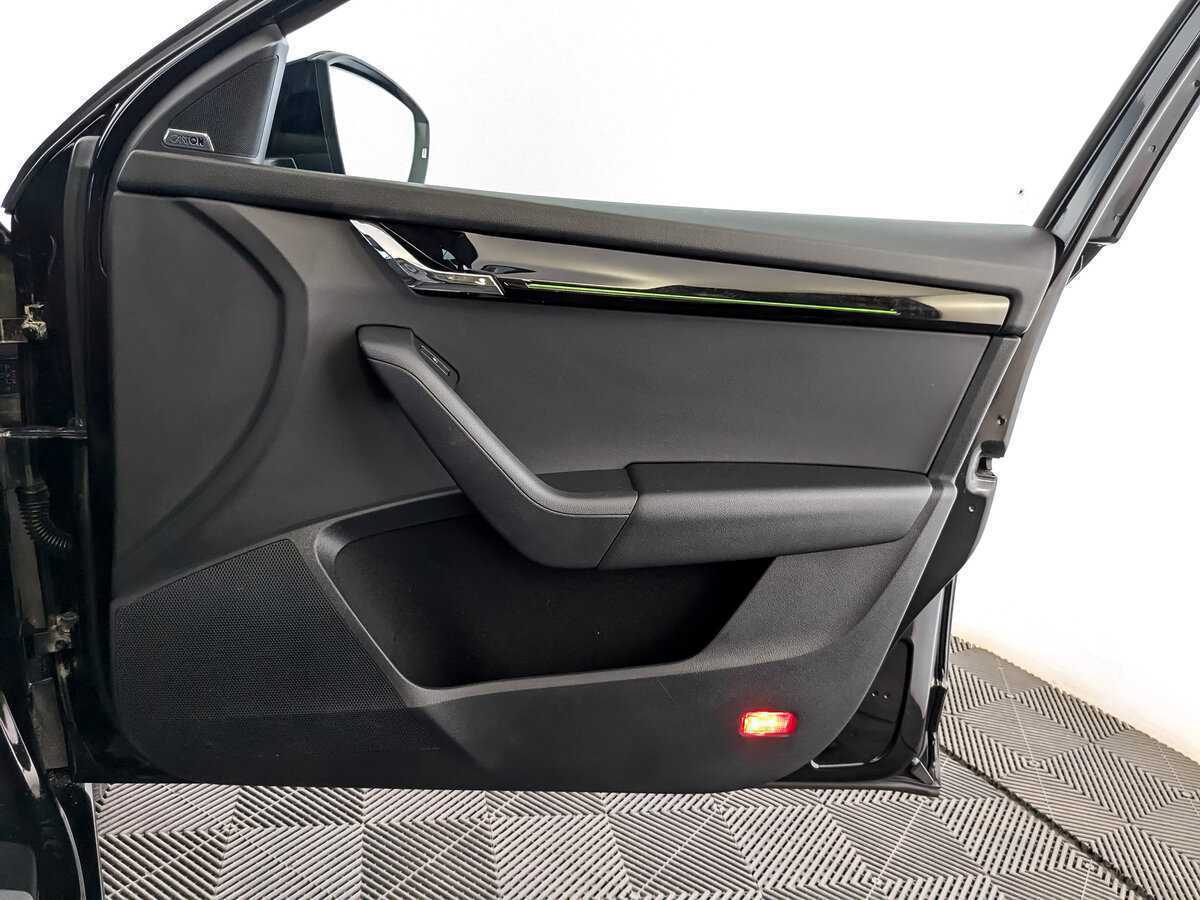 Skoda Octavia б/у, 2019, Роботизированная. Фото: #23