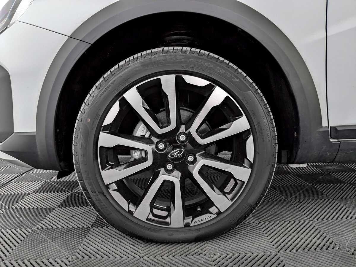 Lada (ВАЗ) Vesta б/у, 2024, Механическая. Фото: #17