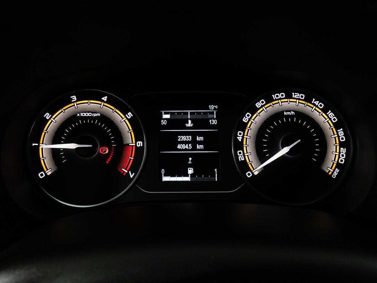 Lada (ВАЗ) Vesta б/у, 2023, Механическая. Фото: #11