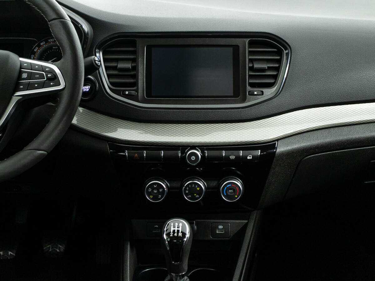 Lada (ВАЗ) Vesta б/у, 2023, Механическая. Фото: #13