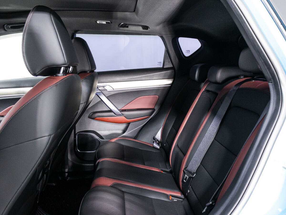 Geely Coolray б/у, 2023, Роботизированная. Фото: #9