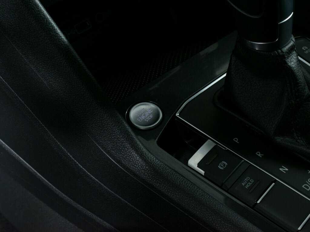 Volkswagen Tiguan б/у, 2018, Роботизированная. Фото: #14