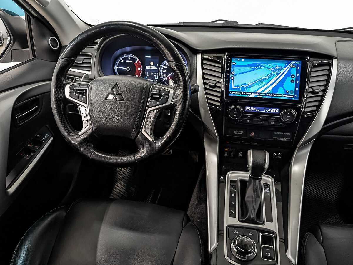 Mitsubishi Pajero Sport б/у, 2017, Автоматическая. Фото: #23