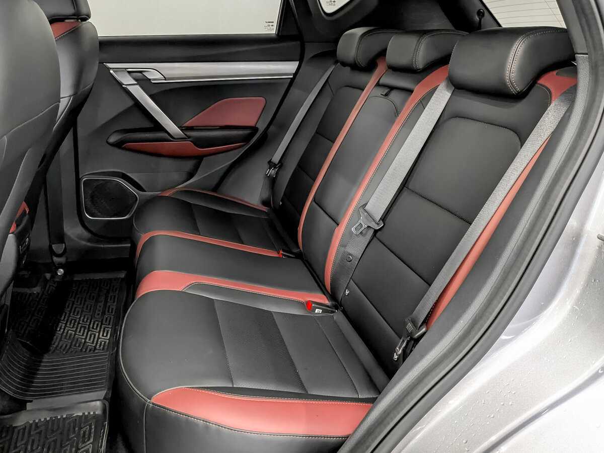 Geely Coolray б/у, 2023, Роботизированная. Фото: #11