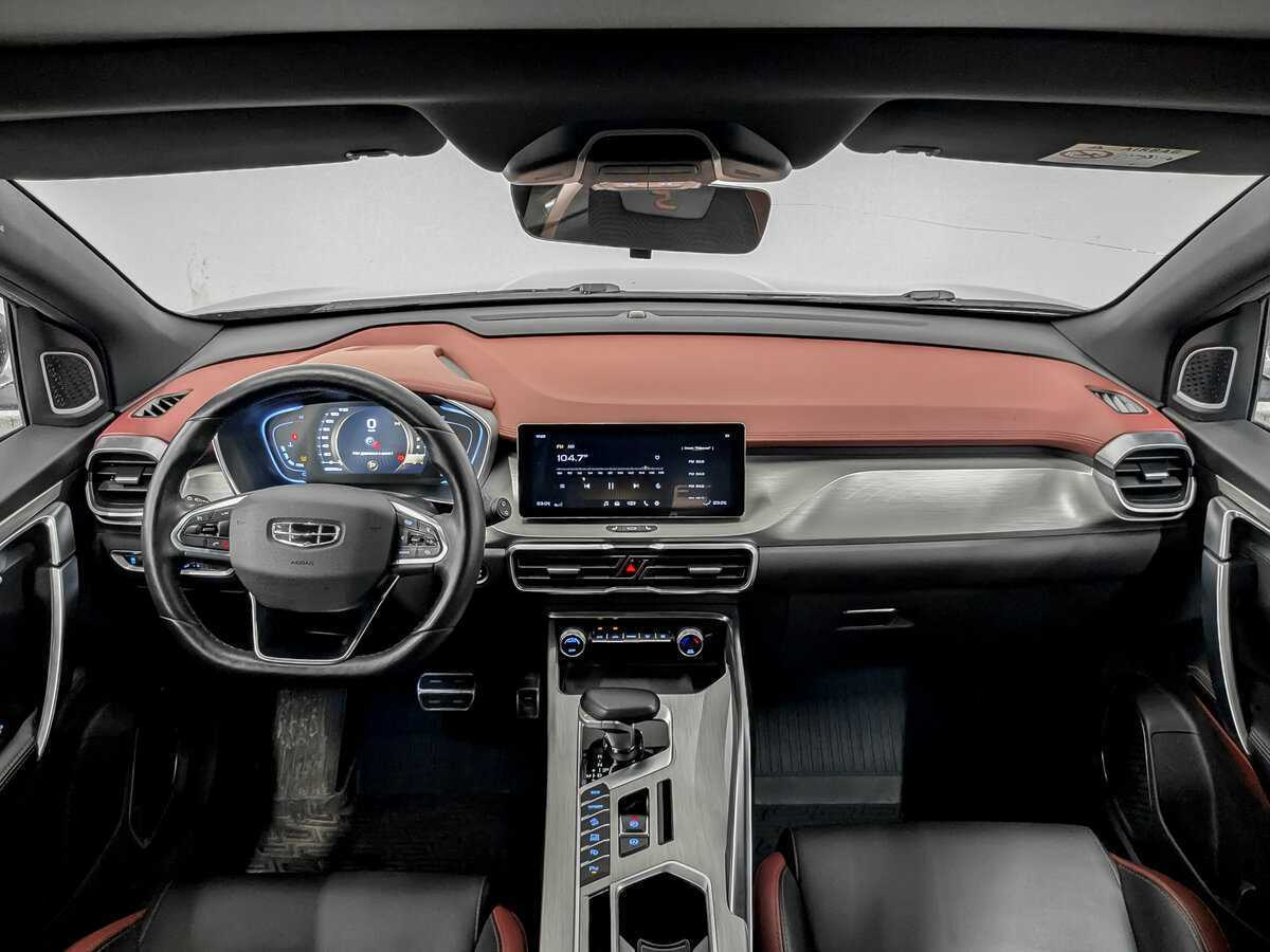 Geely Coolray б/у, 2023, Роботизированная. Фото: #13