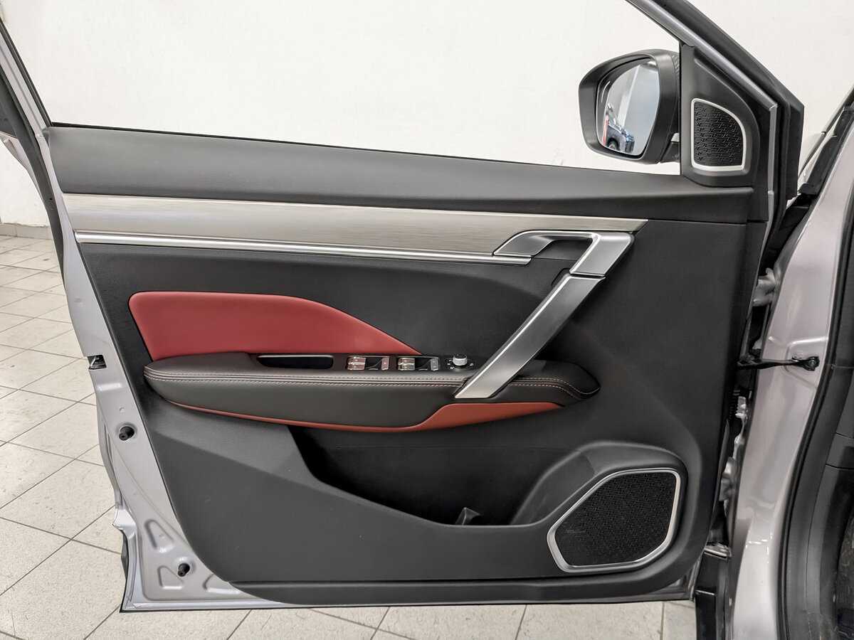 Geely Coolray б/у, 2023, Роботизированная. Фото: #18