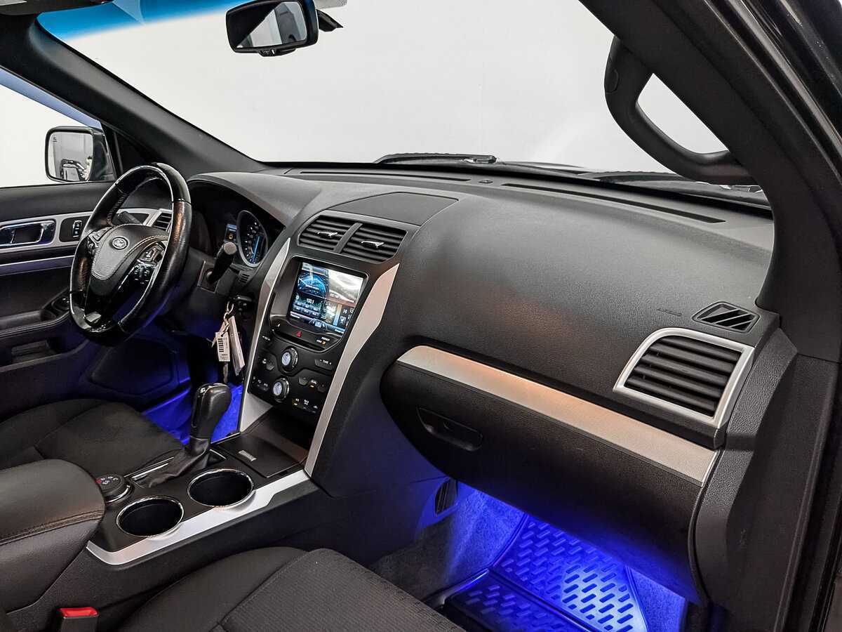 Ford Explorer б/у, 2014, Автоматическая. Фото: #12