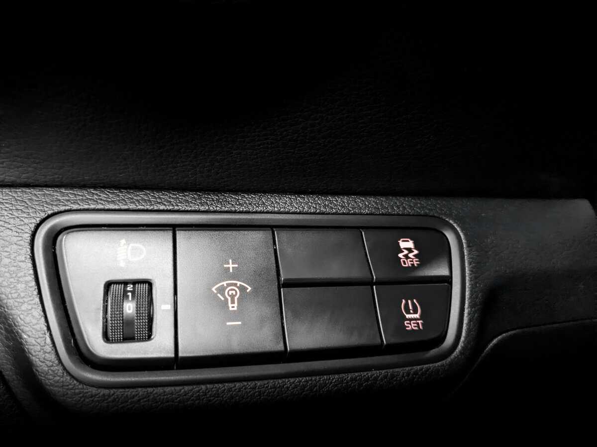 Kia Cerato б/у, 2022, Механическая. Фото: #20